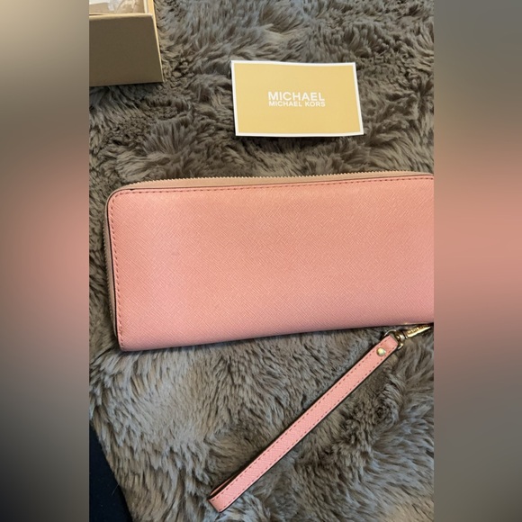 MICHAEL Michael Kors Leather Continental Wristlet Wallet Sunset Rose - Picture 3 of 6